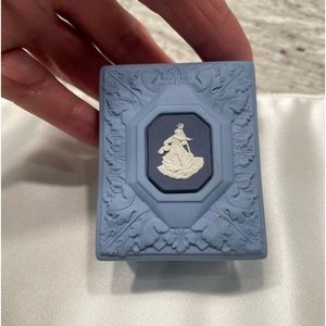 Wedgwood Jasperware Tricolored Blues/White Small Trinket Box